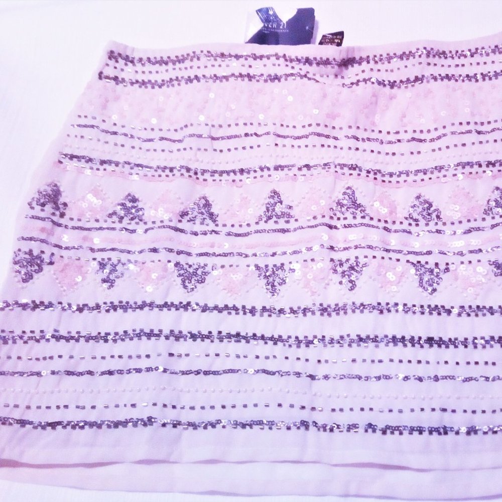 Forever 21 Size M Blush Sequins Mini Skirt